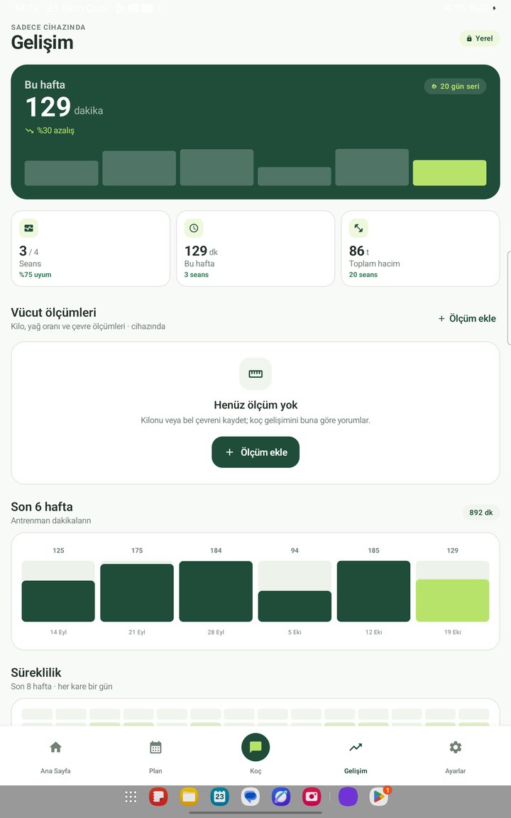 Progress screen with training history and charts